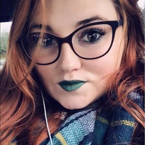 Meet your Posher, Kellie